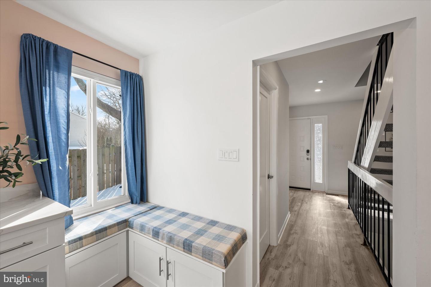 1925 N WESTMORELAND ST, ARLINGTON, Virginia 22213, 4 Bedrooms Bedrooms, 8 Rooms Rooms,3 BathroomsBathrooms,Residential,For sale,1925 N WESTMORELAND ST,VAAR2068288 MLS # VAAR2068288