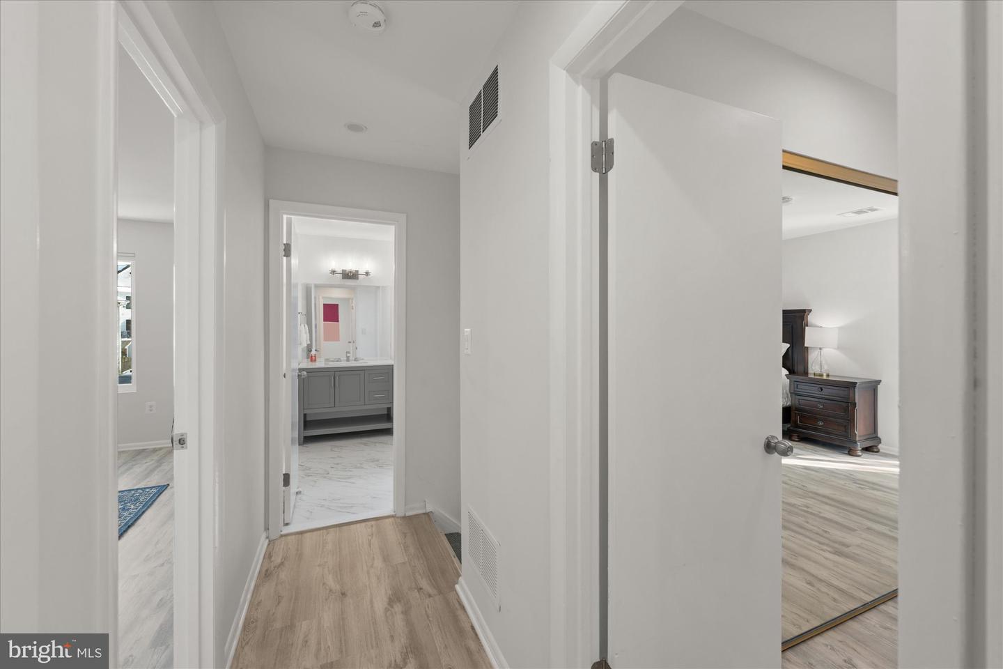 1925 N WESTMORELAND ST, ARLINGTON, Virginia 22213, 4 Bedrooms Bedrooms, 8 Rooms Rooms,3 BathroomsBathrooms,Residential,For sale,1925 N WESTMORELAND ST,VAAR2068288 MLS # VAAR2068288