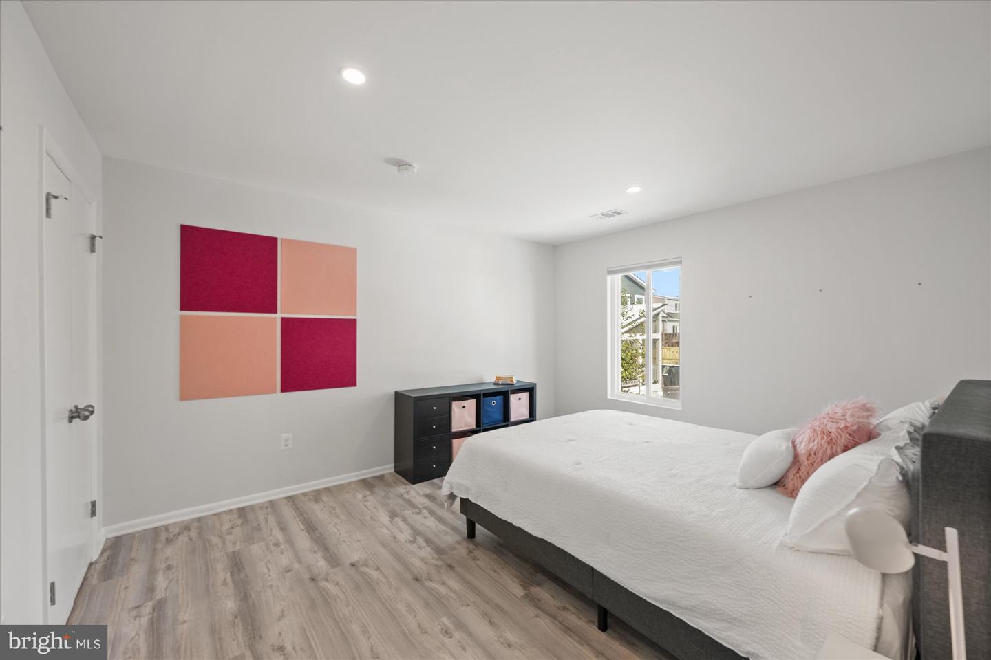 1925 N WESTMORELAND ST, ARLINGTON, Virginia 22213, 4 Bedrooms Bedrooms, 8 Rooms Rooms,3 BathroomsBathrooms,Residential,For sale,1925 N WESTMORELAND ST,VAAR2068288 MLS # VAAR2068288