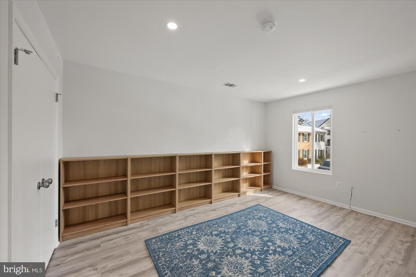 1925 N WESTMORELAND ST, ARLINGTON, Virginia 22213, 4 Bedrooms Bedrooms, 8 Rooms Rooms,3 BathroomsBathrooms,Residential,For sale,1925 N WESTMORELAND ST,VAAR2068288 MLS # VAAR2068288