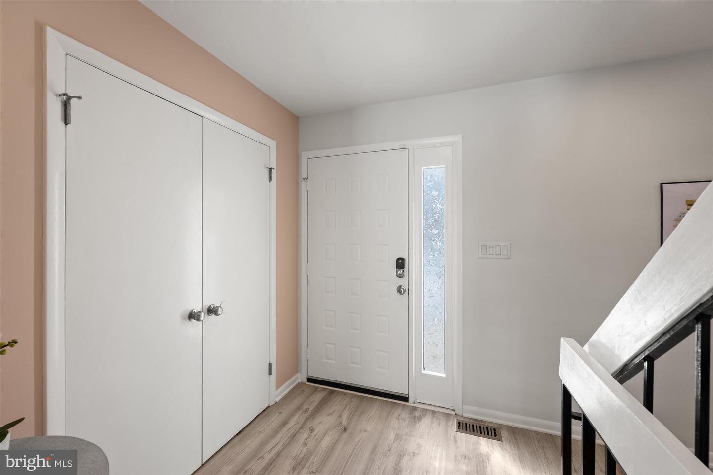 1925 N WESTMORELAND ST, ARLINGTON, Virginia 22213, 4 Bedrooms Bedrooms, 8 Rooms Rooms,3 BathroomsBathrooms,Residential,For sale,1925 N WESTMORELAND ST,VAAR2068288 MLS # VAAR2068288