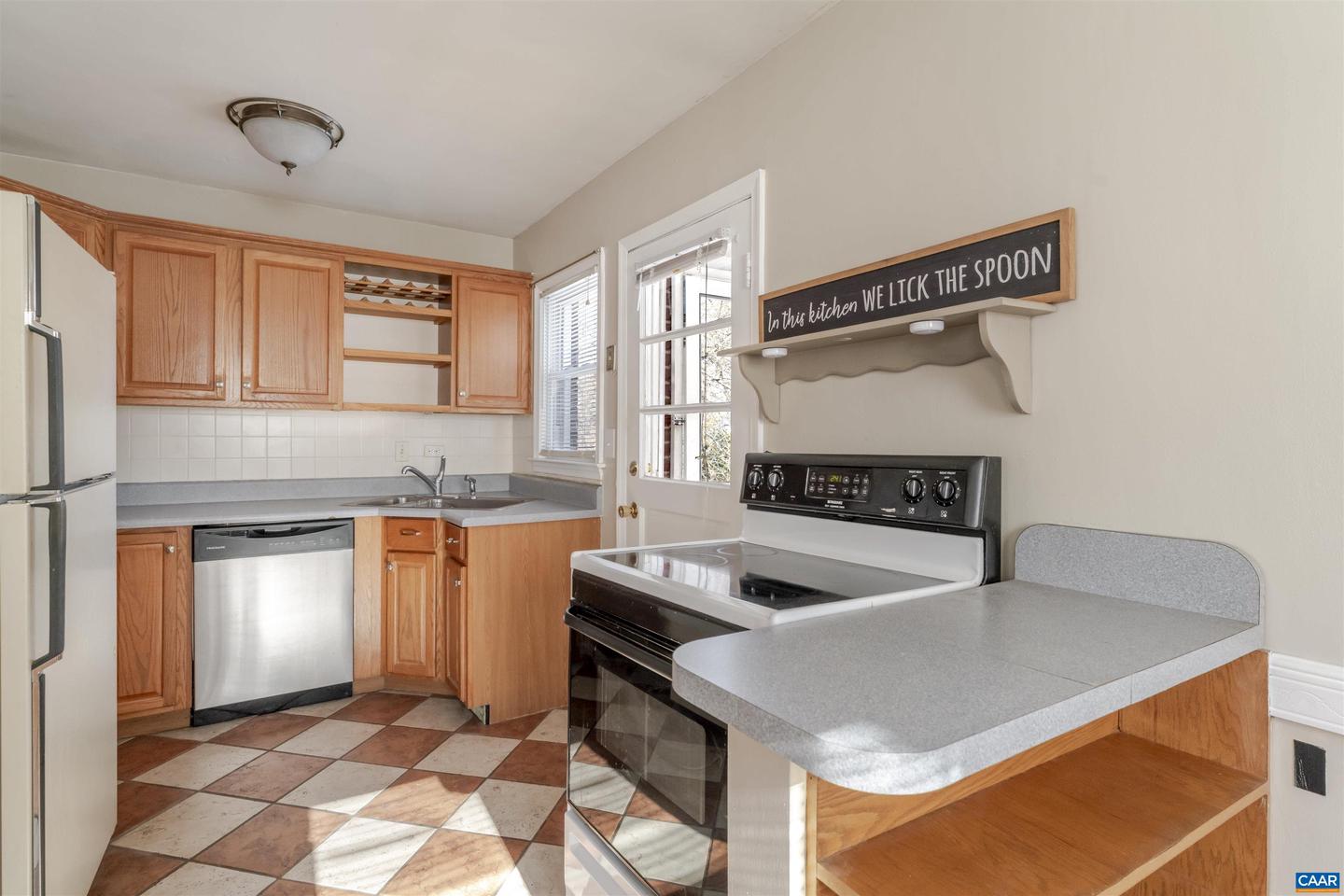 1006 HOLMES AVE, CHARLOTTESVILLE, Virginia 22901, 3 Bedrooms Bedrooms, ,1 BathroomBathrooms,Residential,For sale,1006 HOLMES AVE,672924 MLS # 672924