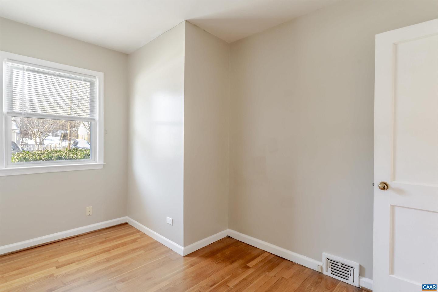 1006 HOLMES AVE, CHARLOTTESVILLE, Virginia 22901, 3 Bedrooms Bedrooms, ,1 BathroomBathrooms,Residential,For sale,1006 HOLMES AVE,672924 MLS # 672924