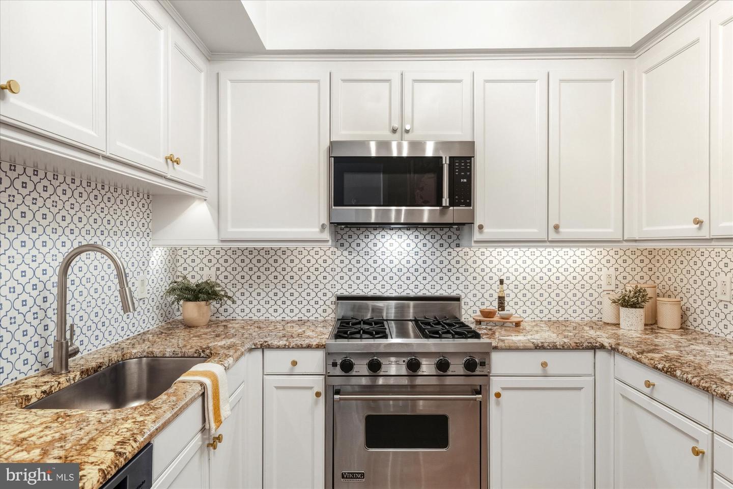 1155 23RD ST NW #8H, WASHINGTON, District Of Columbia 20037, 2 Bedrooms Bedrooms, ,2 BathroomsBathrooms,Residential,For sale,1155 23RD ST NW #8H,DCDC2244060 MLS # DCDC2244060