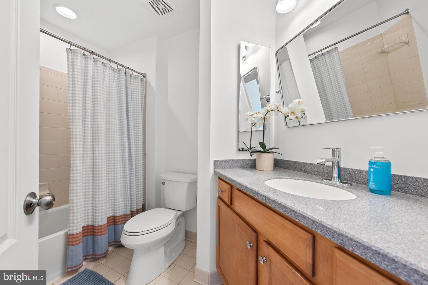 42961 THORNBLADE CIR, BROADLANDS, Virginia 20148, 4 Bedrooms Bedrooms, 15 Rooms Rooms,4 BathroomsBathrooms,Residential,For sale,42961 THORNBLADE CIR,VALO2115046 MLS # VALO2115046