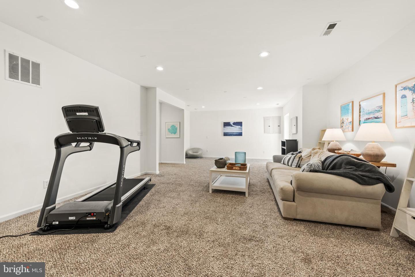 42961 THORNBLADE CIR, BROADLANDS, Virginia 20148, 4 Bedrooms Bedrooms, 15 Rooms Rooms,4 BathroomsBathrooms,Residential,For sale,42961 THORNBLADE CIR,VALO2115046 MLS # VALO2115046