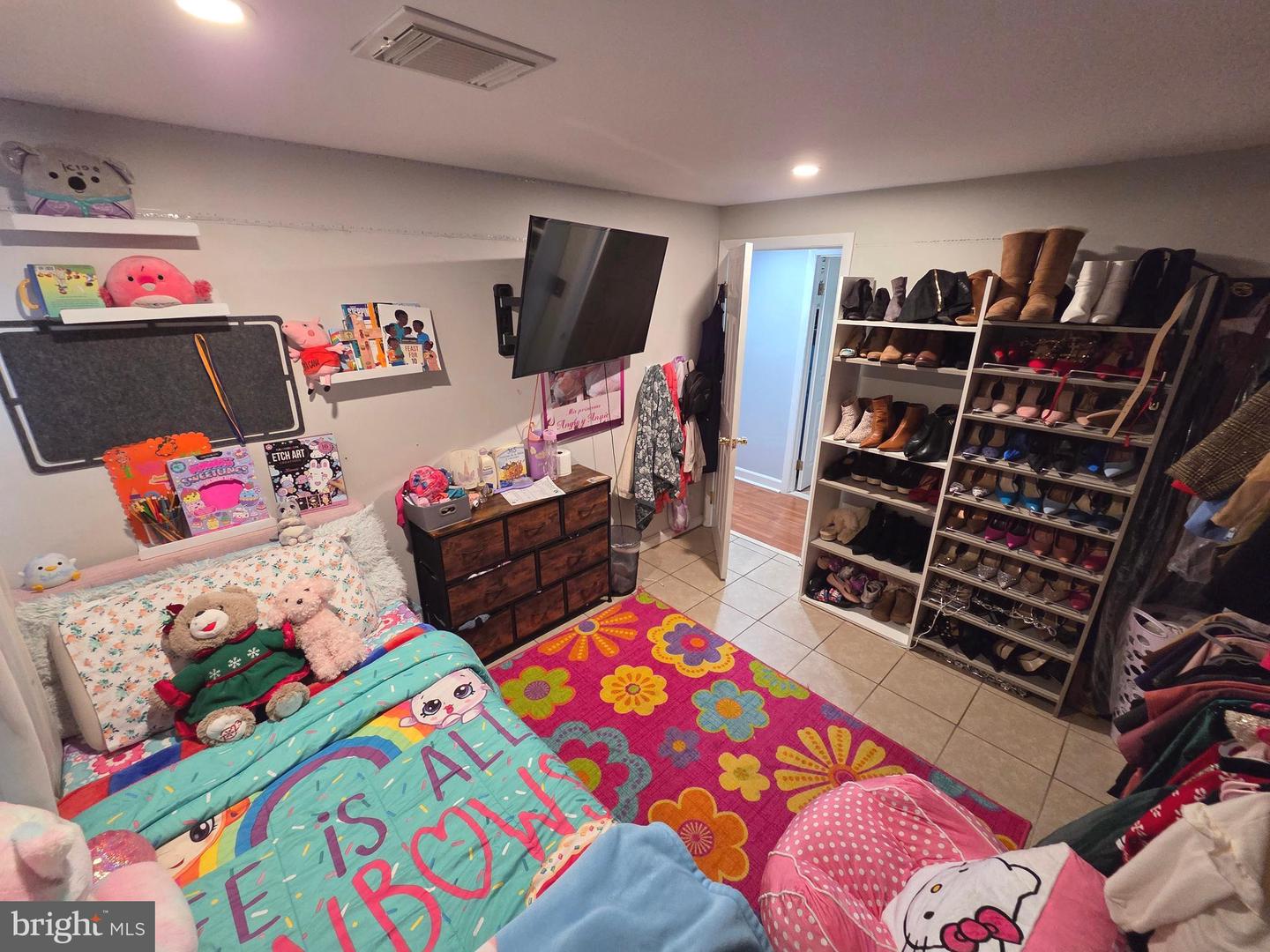 13321 NASSAU DR, WOODBRIDGE, Virginia 22193, 5 Bedrooms Bedrooms, ,3 BathroomsBathrooms,Residential,For sale,13321 NASSAU DR,VAPW2111560 MLS # VAPW2111560