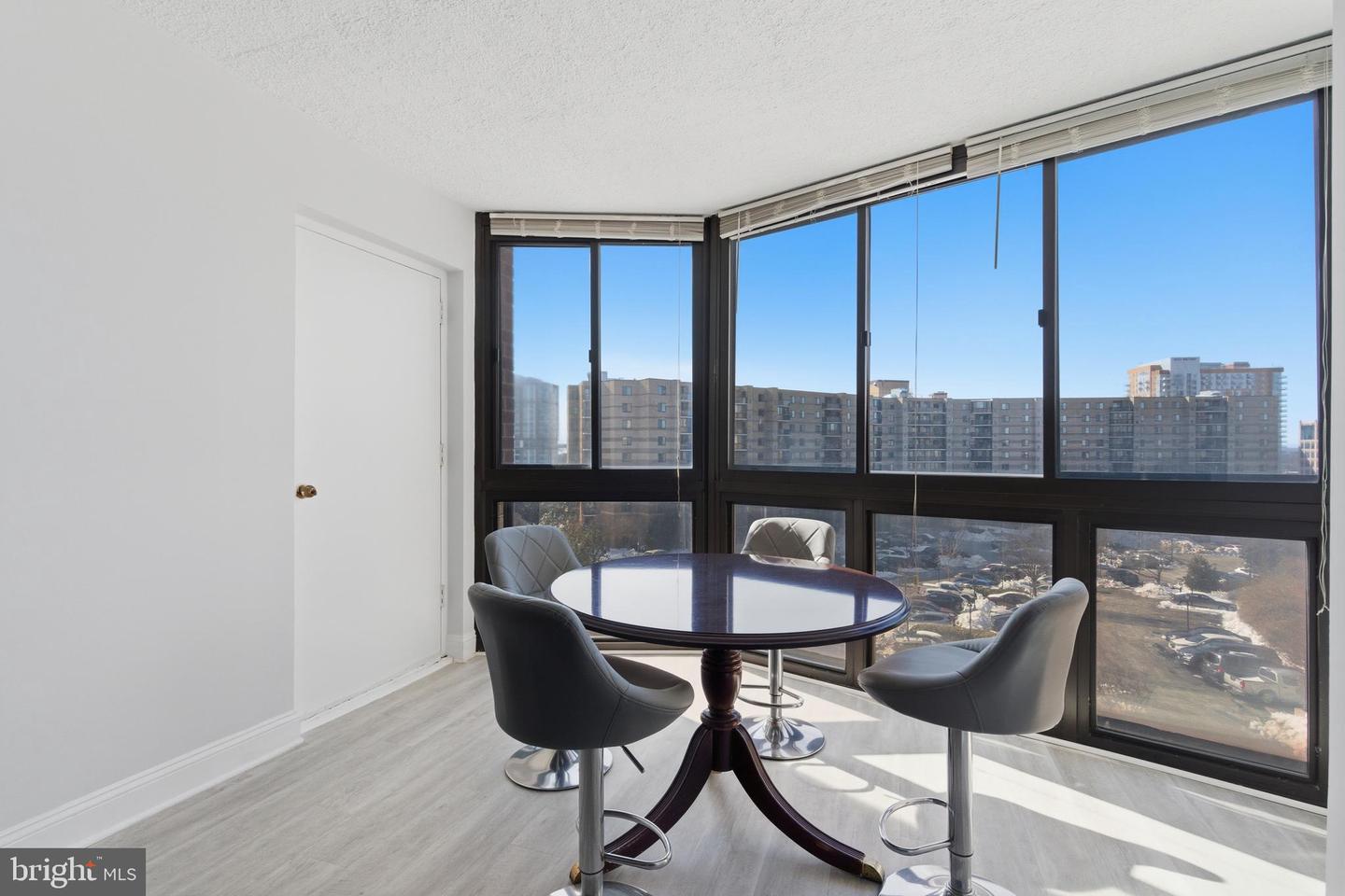 8350 GREENSBORO DR #517, MCLEAN, Virginia 22102, 2 Bedrooms Bedrooms, ,2 BathroomsBathrooms,Residential,For sale,8350 GREENSBORO DR #517,VAFX2288240 MLS # VAFX2288240