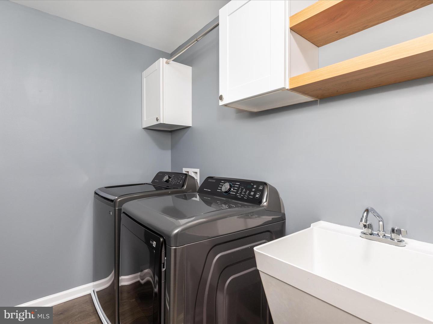 138 JEWEL BOX DR, STEPHENSON, Virginia 22656, 5 Bedrooms Bedrooms, 18 Rooms Rooms,3 BathroomsBathrooms,Residential,For sale,138 JEWEL BOX DR,VAFV2039298 MLS # VAFV2039298