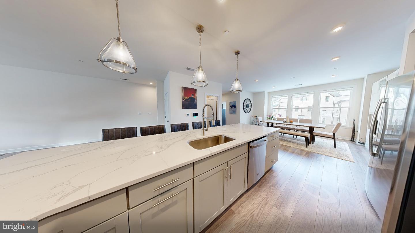 12342 AZURE LN #24, FAIRFAX, Virginia 22033, 3 Bedrooms Bedrooms, ,2 BathroomsBathrooms,Residential,For sale,12342 AZURE LN #24,VAFX2288294 MLS # VAFX2288294