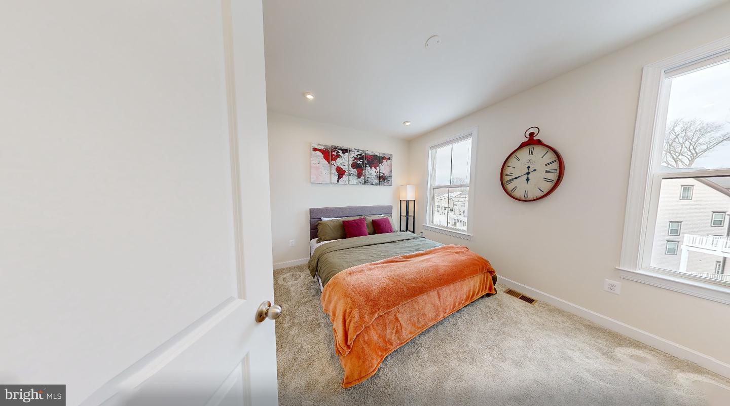 12342 AZURE LN #24, FAIRFAX, Virginia 22033, 3 Bedrooms Bedrooms, ,2 BathroomsBathrooms,Residential,For sale,12342 AZURE LN #24,VAFX2288294 MLS # VAFX2288294