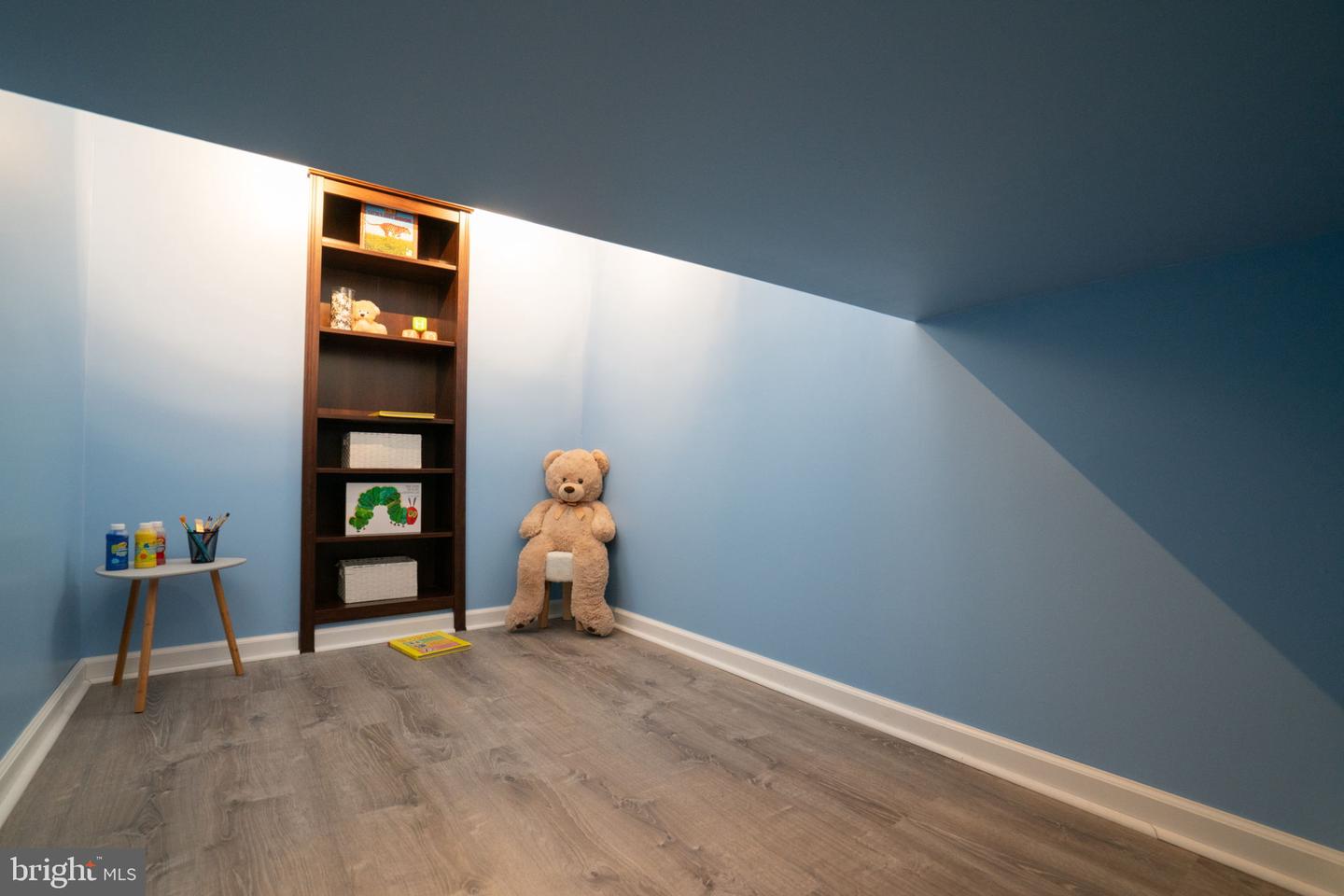 2924 ELMESMEADE CT, OAKTON, Virginia 22124, 3 Bedrooms Bedrooms, ,3 BathroomsBathrooms,Residential,For sale,2924 ELMESMEADE CT,VAFX2288300 MLS # VAFX2288300