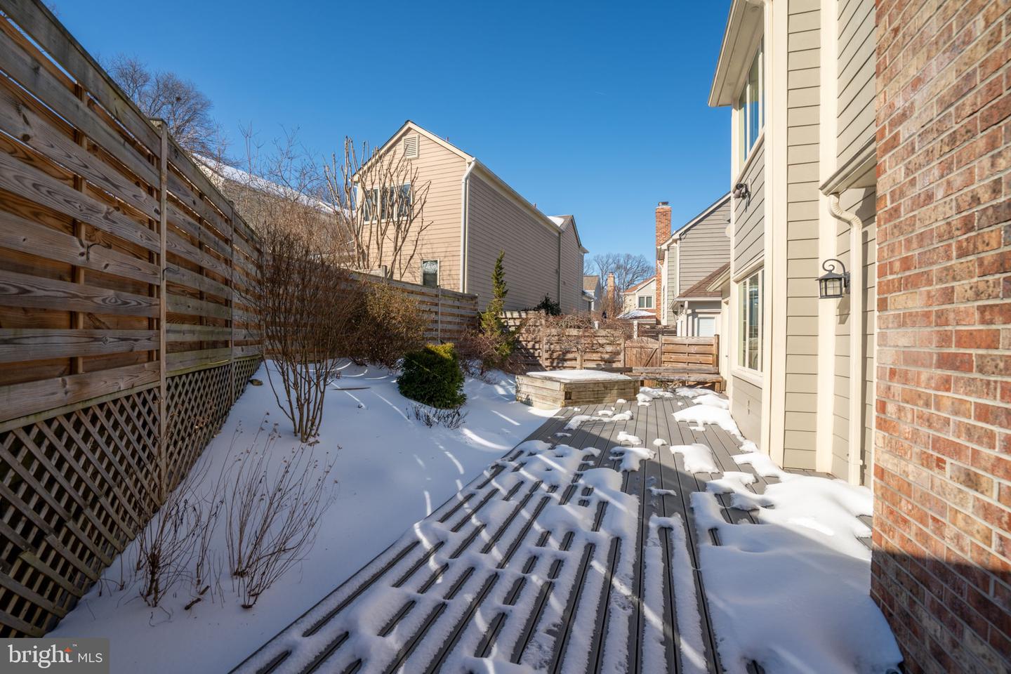 2924 ELMESMEADE CT, OAKTON, Virginia 22124, 3 Bedrooms Bedrooms, ,3 BathroomsBathrooms,Residential,For sale,2924 ELMESMEADE CT,VAFX2288300 MLS # VAFX2288300