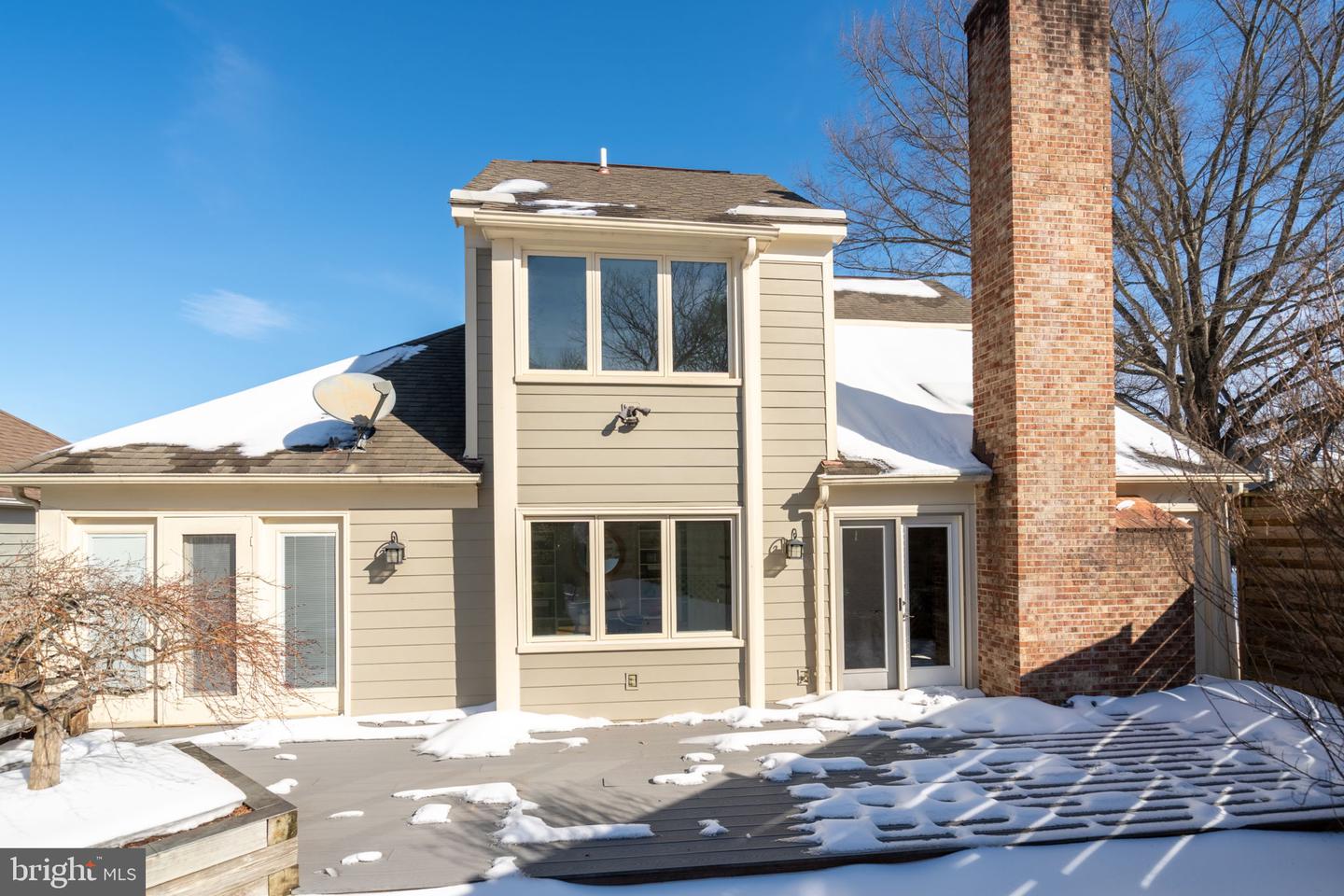 2924 ELMESMEADE CT, OAKTON, Virginia 22124, 3 Bedrooms Bedrooms, ,3 BathroomsBathrooms,Residential,For sale,2924 ELMESMEADE CT,VAFX2288300 MLS # VAFX2288300