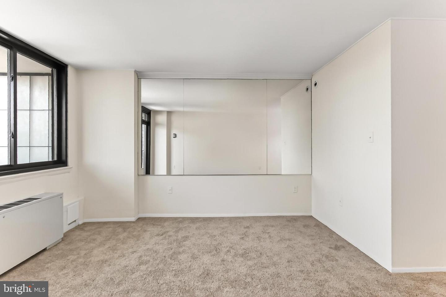 801 N PITT ST #521, ALEXANDRIA, Virginia 22314, ,1 BathroomBathrooms,Residential,For sale,801 N PITT ST #521,VAAX2053666 MLS # VAAX2053666