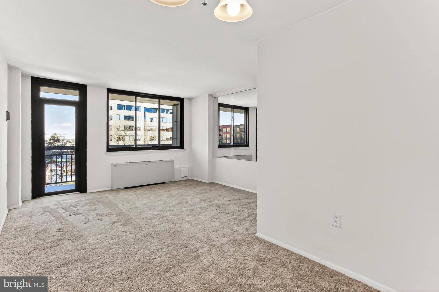 801 N PITT ST #521, ALEXANDRIA, Virginia 22314, ,1 BathroomBathrooms,Residential,For sale,801 N PITT ST #521,VAAX2053666 MLS # VAAX2053666