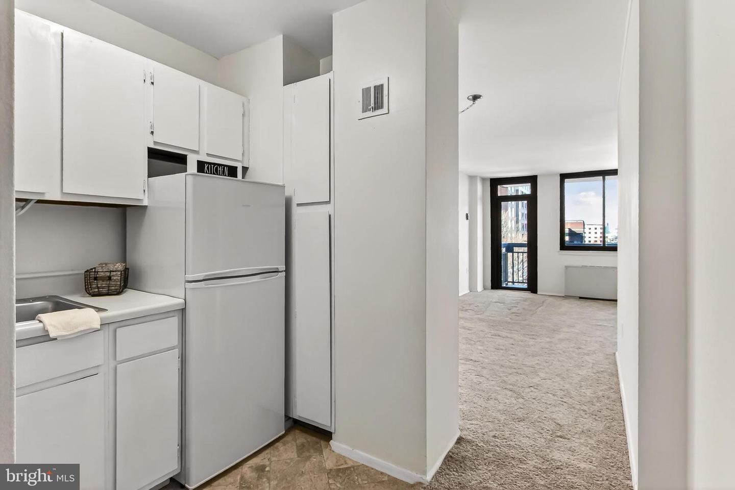 801 N PITT ST #521, ALEXANDRIA, Virginia 22314, ,1 BathroomBathrooms,Residential,For sale,801 N PITT ST #521,VAAX2053666 MLS # VAAX2053666