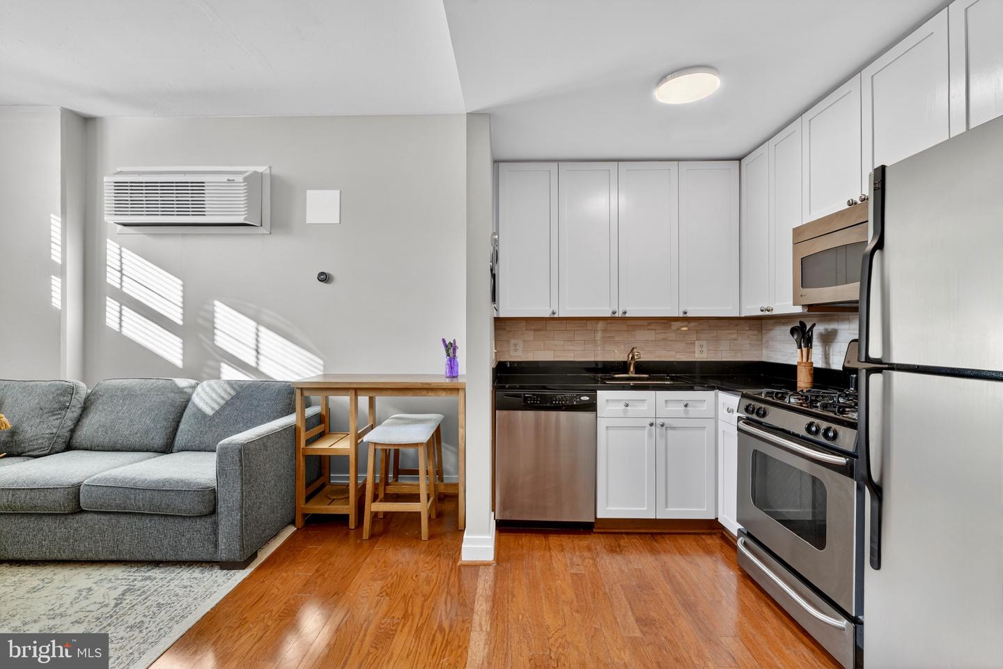 2120 VERMONT AVE NW #20, WASHINGTON, District Of Columbia 20001, ,1 BathroomBathrooms,Residential,For sale,2120 VERMONT AVE NW #20,DCDC2243944 MLS # DCDC2243944