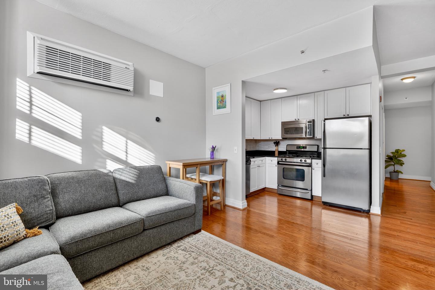 2120 VERMONT AVE NW #20, WASHINGTON, District Of Columbia 20001, ,1 BathroomBathrooms,Residential,For sale,2120 VERMONT AVE NW #20,DCDC2243944 MLS # DCDC2243944