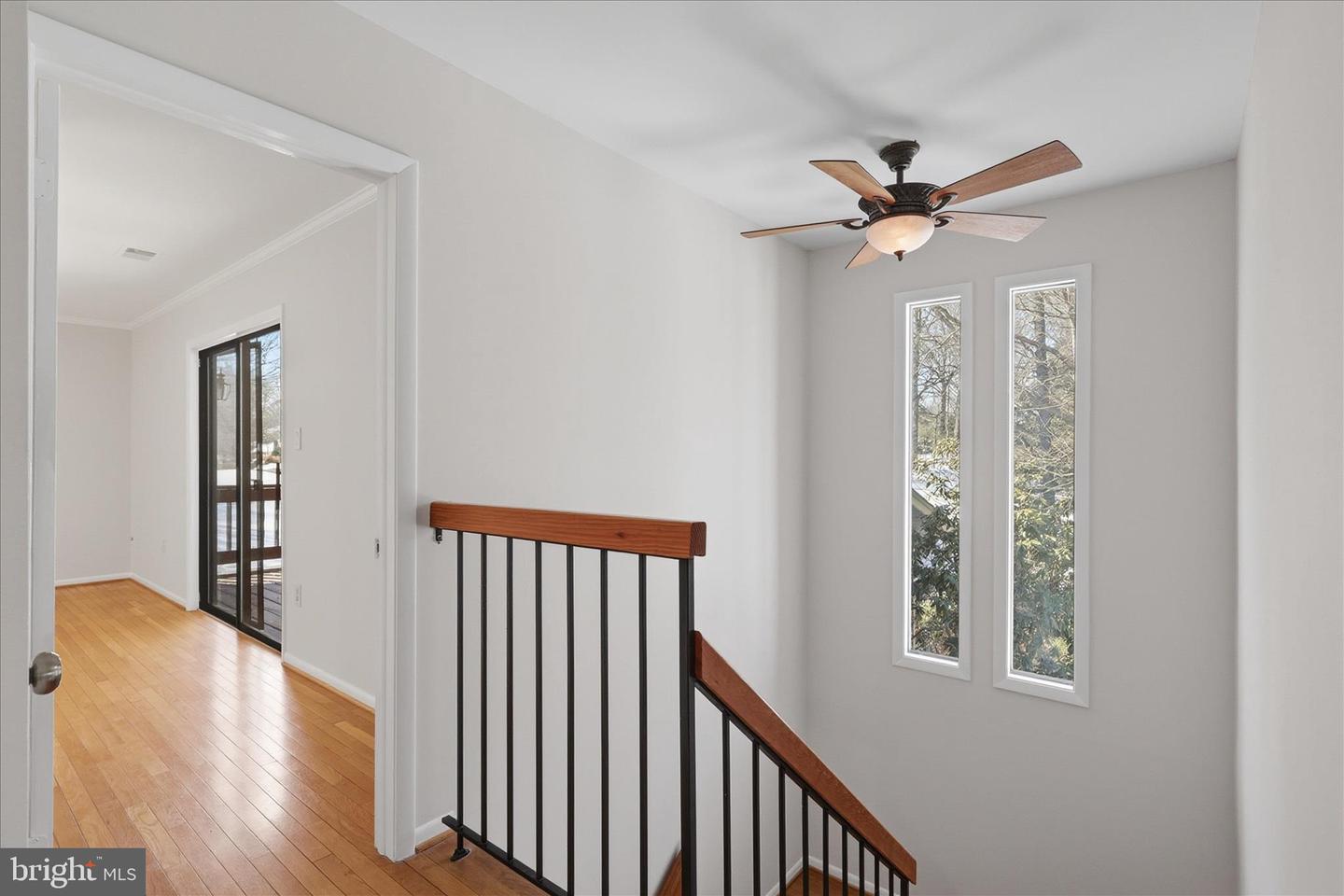 10858 PARCEL CT, OAKTON, Virginia 22124, 4 Bedrooms Bedrooms, ,3 BathroomsBathrooms,Residential,For sale,10858 PARCEL CT,VAFX2288406 MLS # VAFX2288406