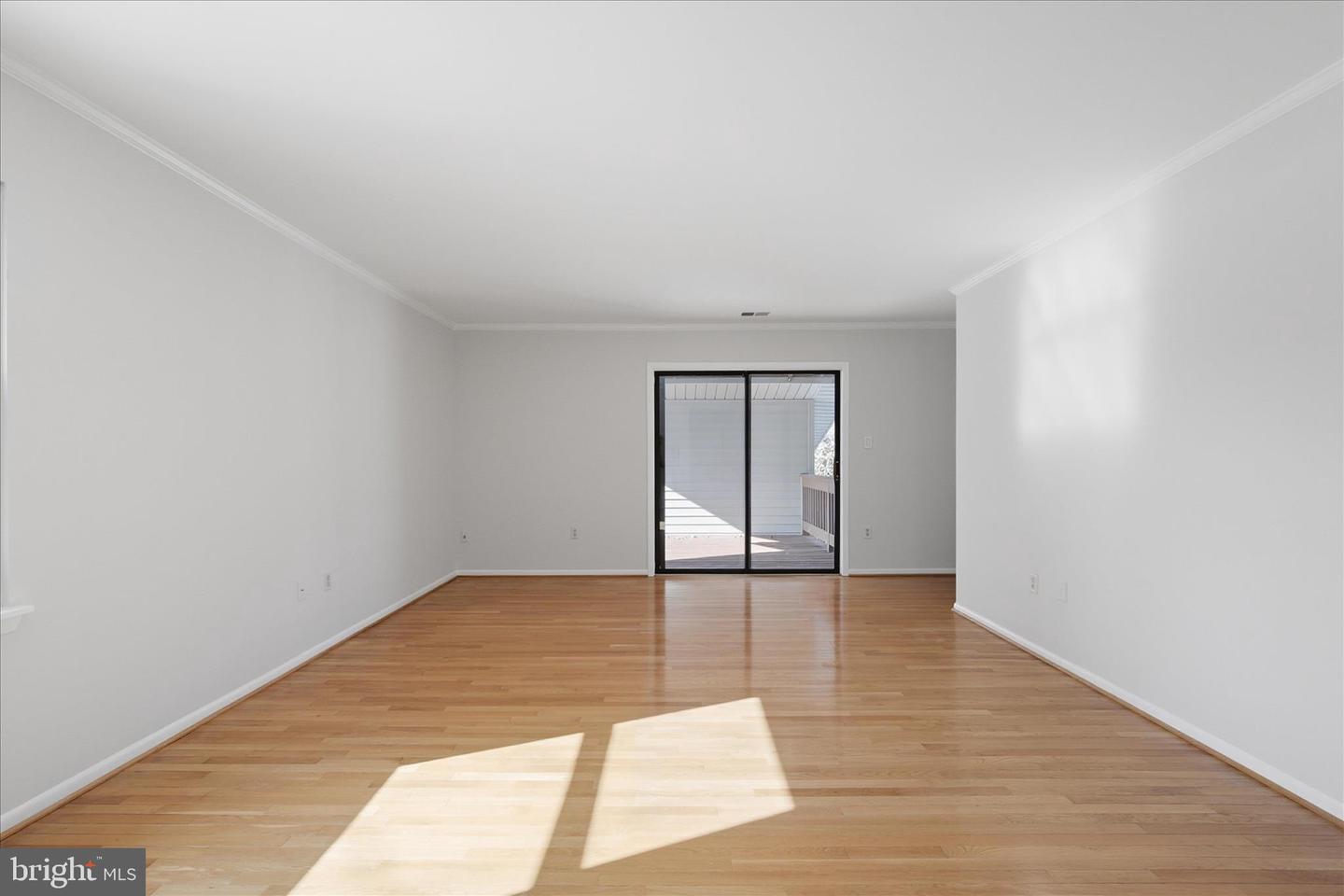 10858 PARCEL CT, OAKTON, Virginia 22124, 4 Bedrooms Bedrooms, ,3 BathroomsBathrooms,Residential,For sale,10858 PARCEL CT,VAFX2288406 MLS # VAFX2288406