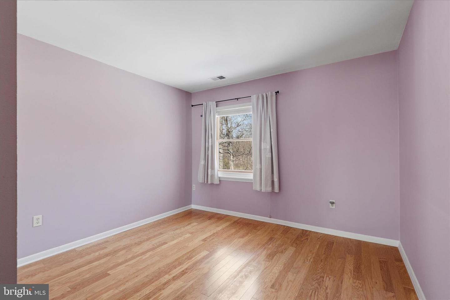 10858 PARCEL CT, OAKTON, Virginia 22124, 4 Bedrooms Bedrooms, ,3 BathroomsBathrooms,Residential,For sale,10858 PARCEL CT,VAFX2288406 MLS # VAFX2288406