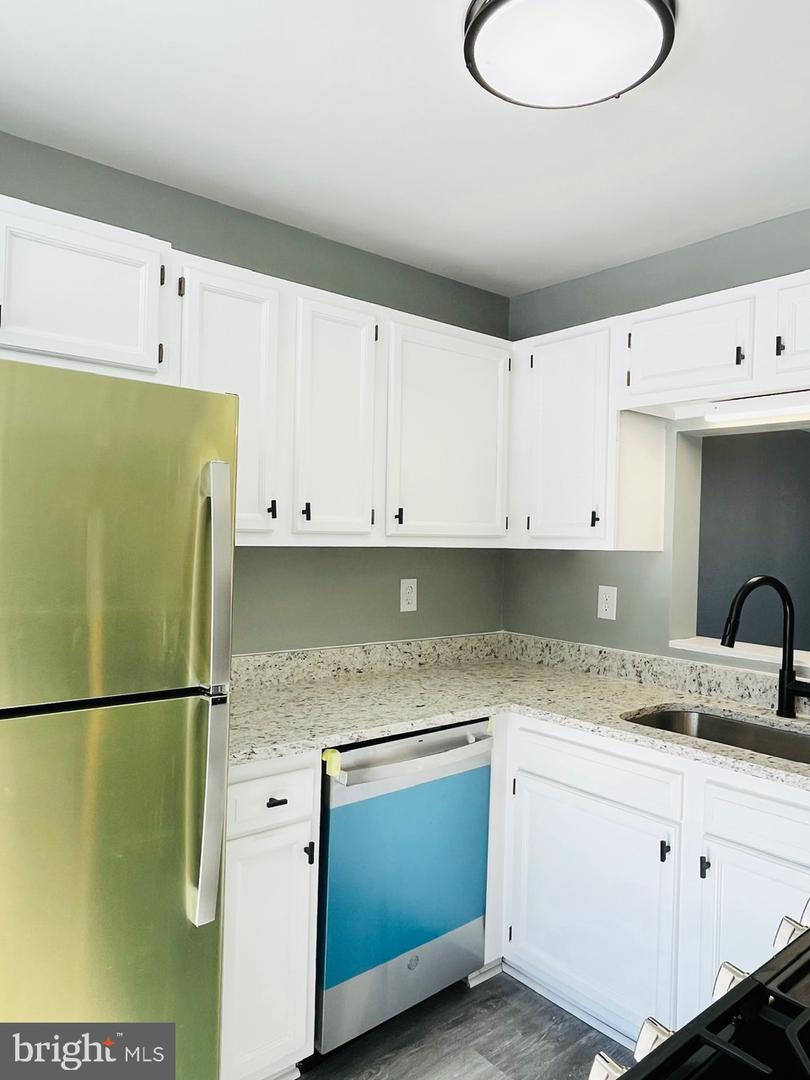 11765 TOLSON PL #11765, WOODBRIDGE, Virginia 22192, 2 Bedrooms Bedrooms, ,2 BathroomsBathrooms,Residential,For sale,11765 TOLSON PL #11765,VAPW2111620 MLS # VAPW2111620