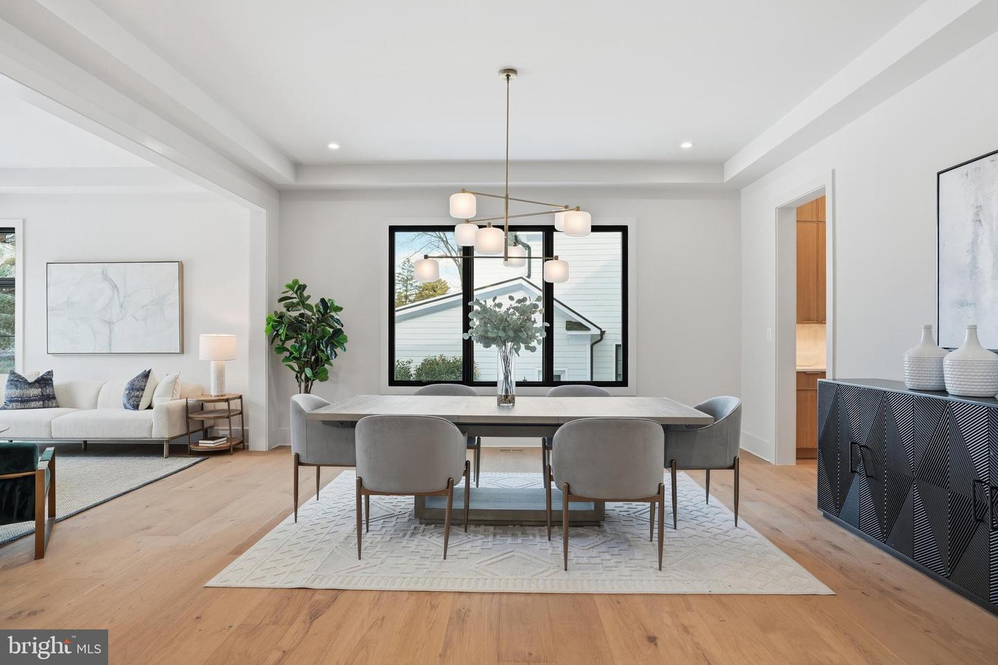 2107 GREENWICH ST, FALLS CHURCH, Virginia 22043, 7 Bedrooms Bedrooms, ,7 BathroomsBathrooms,Residential,For sale,2107 GREENWICH ST,VAFX2288490 MLS # VAFX2288490