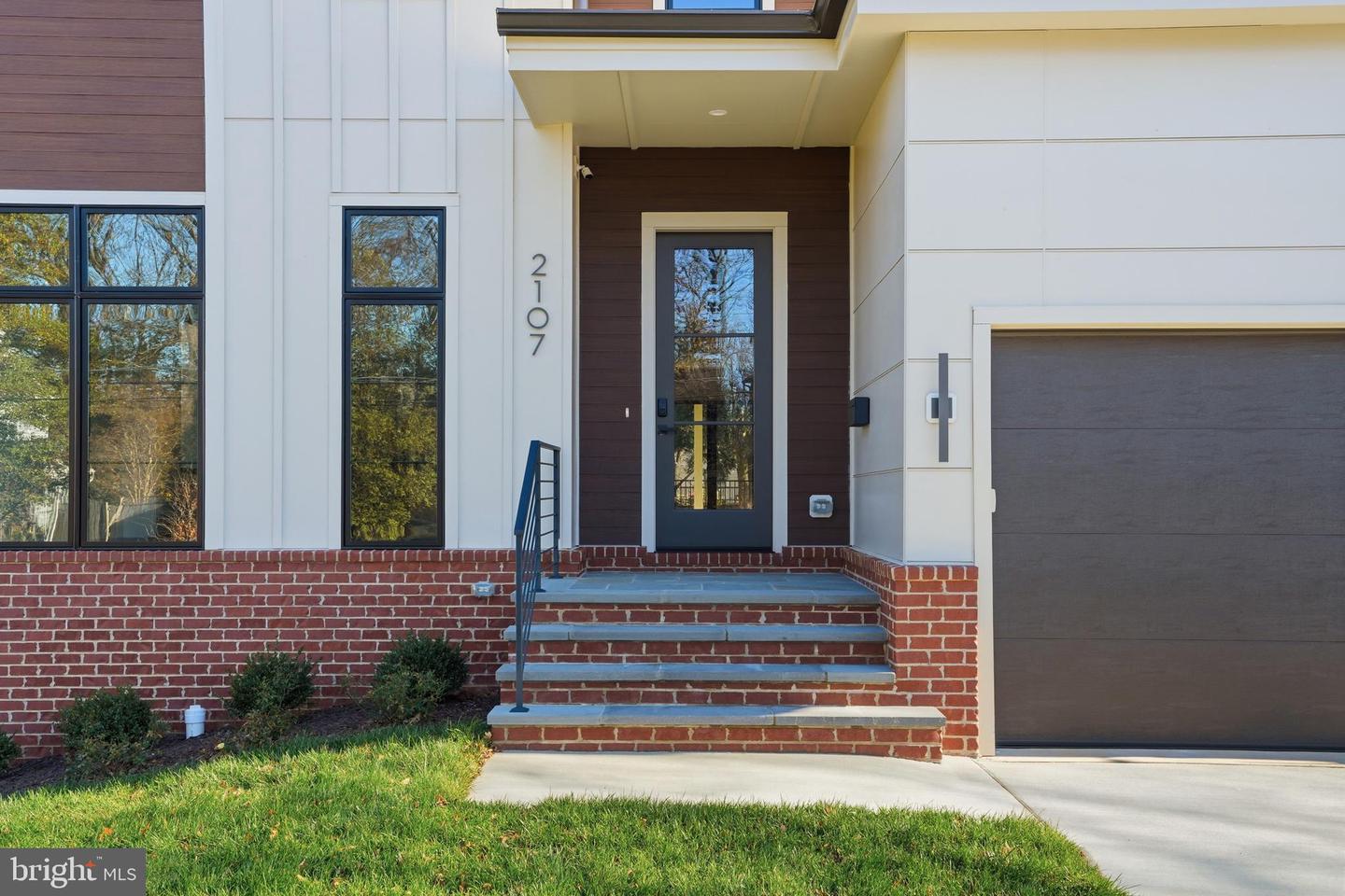 2107 GREENWICH ST, FALLS CHURCH, Virginia 22043, 7 Bedrooms Bedrooms, ,7 BathroomsBathrooms,Residential,For sale,2107 GREENWICH ST,VAFX2288490 MLS # VAFX2288490