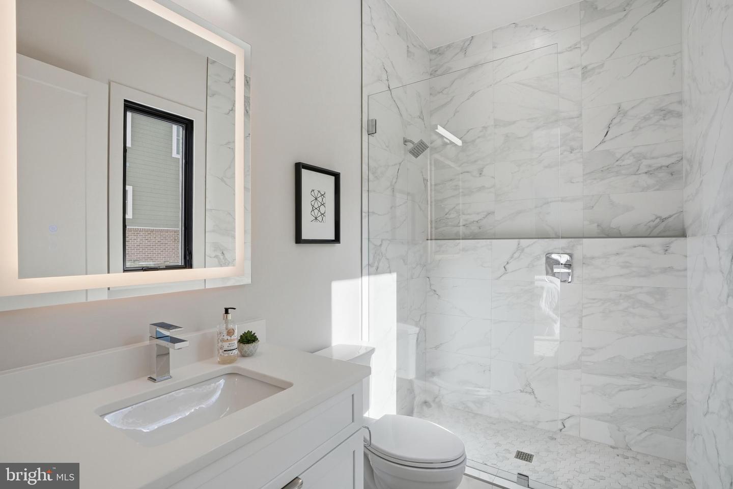 2107 GREENWICH ST, FALLS CHURCH, Virginia 22043, 7 Bedrooms Bedrooms, ,7 BathroomsBathrooms,Residential,For sale,2107 GREENWICH ST,VAFX2288490 MLS # VAFX2288490