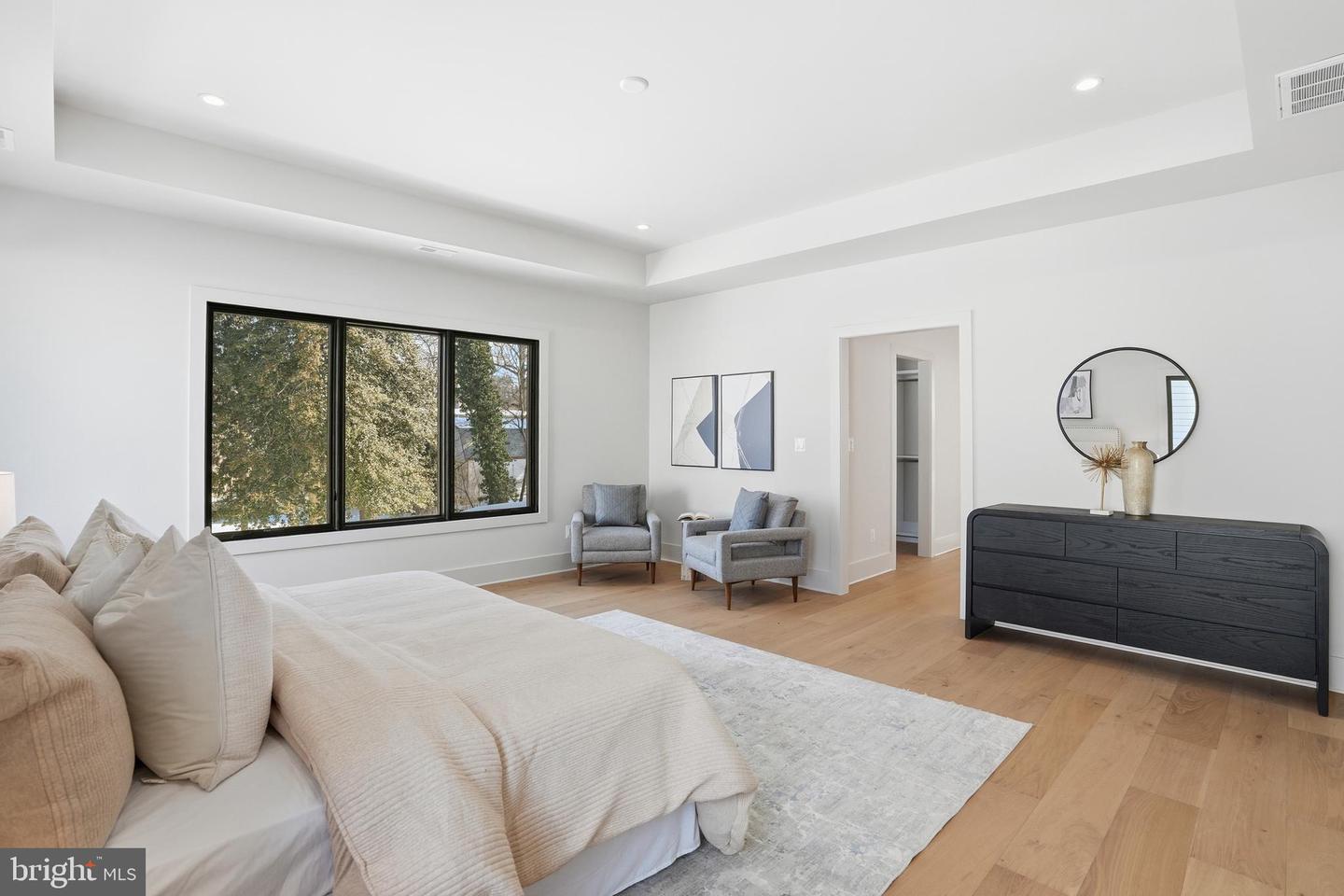 2107 GREENWICH ST, FALLS CHURCH, Virginia 22043, 7 Bedrooms Bedrooms, ,7 BathroomsBathrooms,Residential,For sale,2107 GREENWICH ST,VAFX2288490 MLS # VAFX2288490