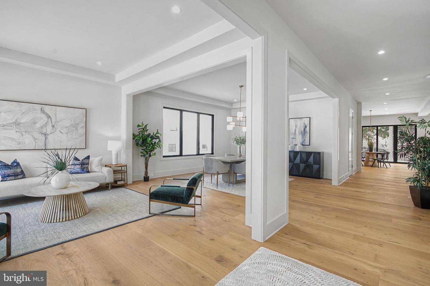 2107 GREENWICH ST, FALLS CHURCH, Virginia 22043, 7 Bedrooms Bedrooms, ,7 BathroomsBathrooms,Residential,For sale,2107 GREENWICH ST,VAFX2288490 MLS # VAFX2288490