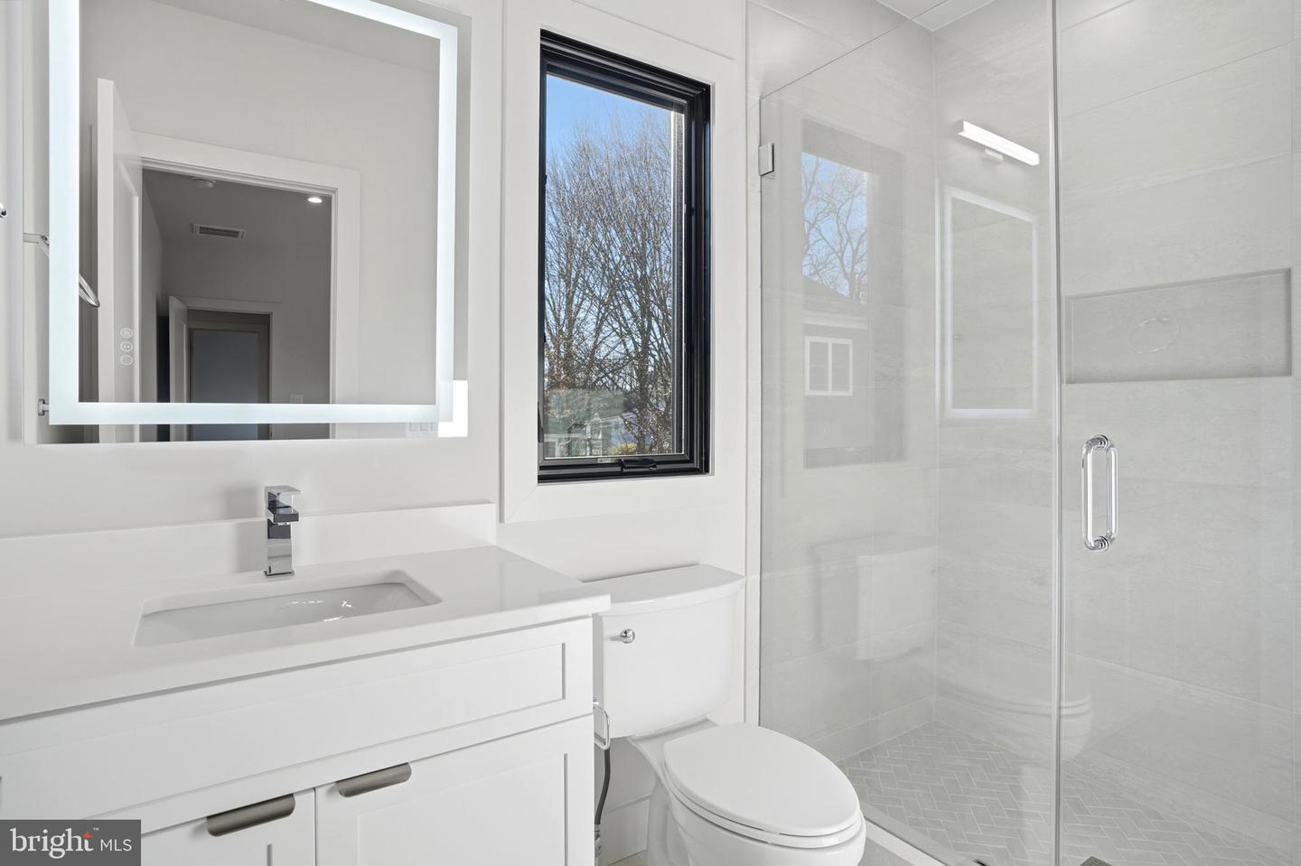 2107 GREENWICH ST, FALLS CHURCH, Virginia 22043, 7 Bedrooms Bedrooms, ,7 BathroomsBathrooms,Residential,For sale,2107 GREENWICH ST,VAFX2288490 MLS # VAFX2288490