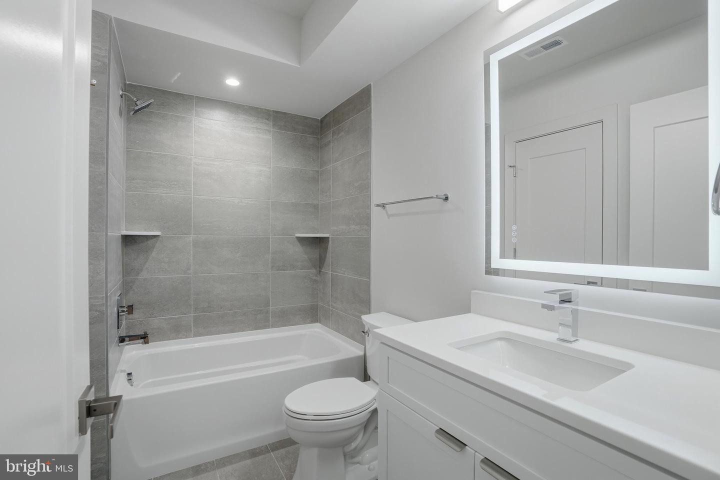 2107 GREENWICH ST, FALLS CHURCH, Virginia 22043, 7 Bedrooms Bedrooms, ,7 BathroomsBathrooms,Residential,For sale,2107 GREENWICH ST,VAFX2288490 MLS # VAFX2288490