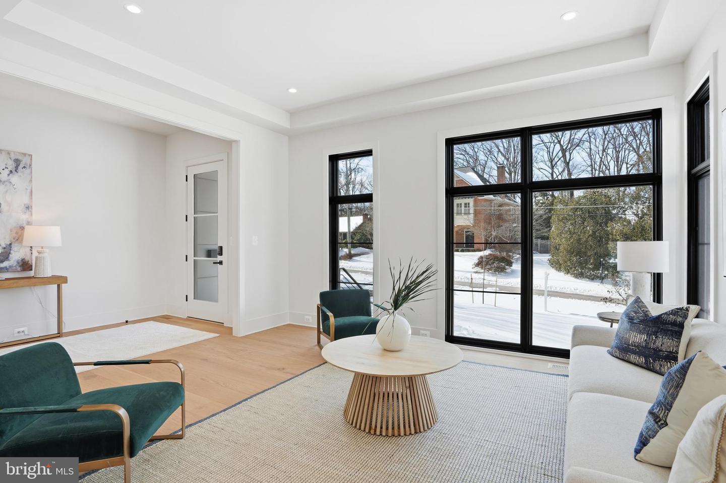 2107 GREENWICH ST, FALLS CHURCH, Virginia 22043, 7 Bedrooms Bedrooms, ,7 BathroomsBathrooms,Residential,For sale,2107 GREENWICH ST,VAFX2288490 MLS # VAFX2288490