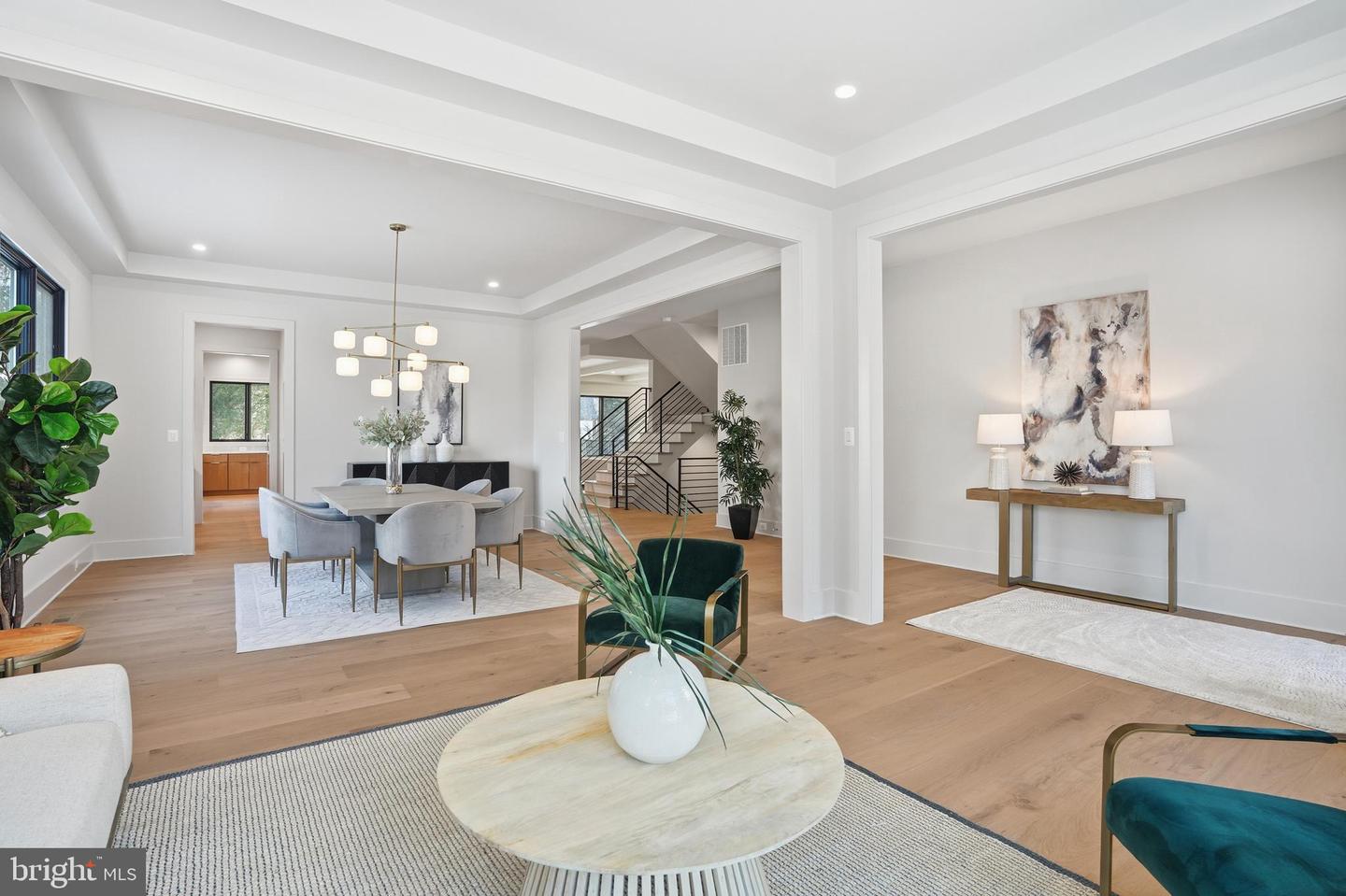 2107 GREENWICH ST, FALLS CHURCH, Virginia 22043, 7 Bedrooms Bedrooms, ,7 BathroomsBathrooms,Residential,For sale,2107 GREENWICH ST,VAFX2288490 MLS # VAFX2288490