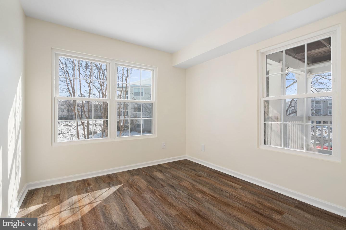 8087 LACY DR #204, MANASSAS, Virginia 20109, 2 Bedrooms Bedrooms, ,2 BathroomsBathrooms,Residential,For sale,8087 LACY DR #204,VAPW2111688 MLS # VAPW2111688