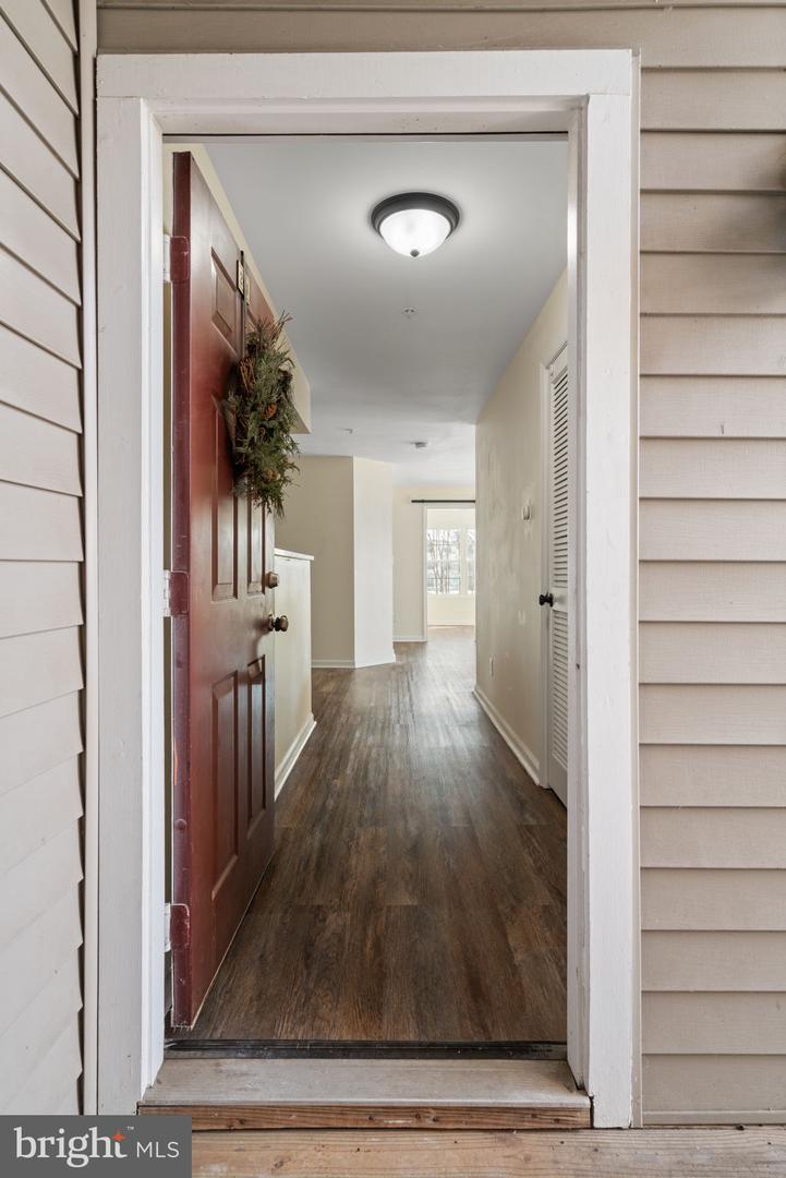 8087 LACY DR #204, MANASSAS, Virginia 20109, 2 Bedrooms Bedrooms, ,2 BathroomsBathrooms,Residential,For sale,8087 LACY DR #204,VAPW2111688 MLS # VAPW2111688