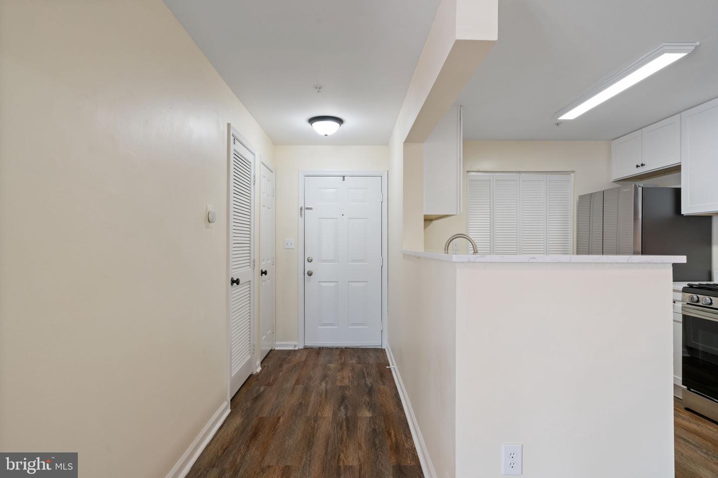 8087 LACY DR #204, MANASSAS, Virginia 20109, 2 Bedrooms Bedrooms, ,2 BathroomsBathrooms,Residential,For sale,8087 LACY DR #204,VAPW2111688 MLS # VAPW2111688