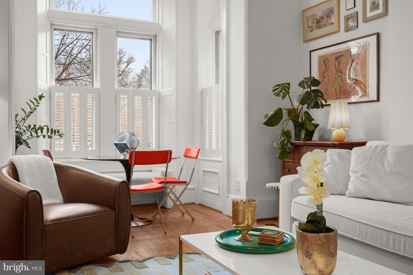 408 SEWARD SQ SE #1, WASHINGTON, District Of Columbia 20003, 1 Bedroom Bedrooms, ,1 BathroomBathrooms,Residential,For sale,408 SEWARD SQ SE #1,DCDC2244280 MLS # DCDC2244280