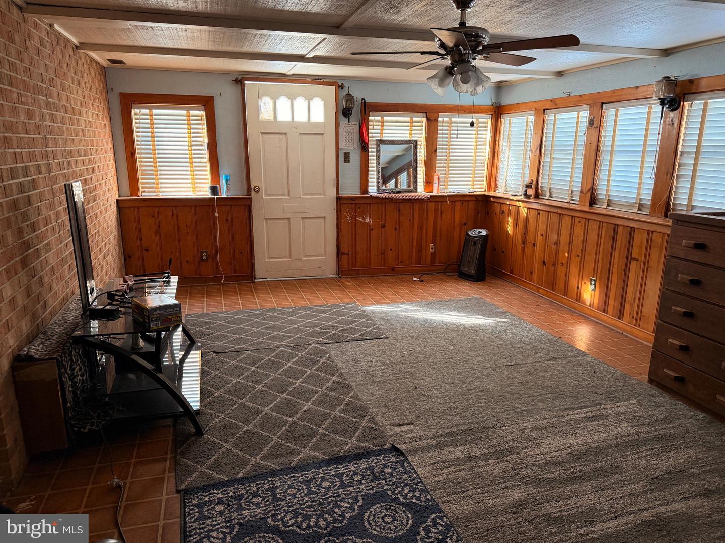 122 SKYMONT DR, BROADWAY, Virginia 22815, 4 Bedrooms Bedrooms, ,2 BathroomsBathrooms,Residential,For sale,122 SKYMONT DR,VARO2002830 MLS # VARO2002830