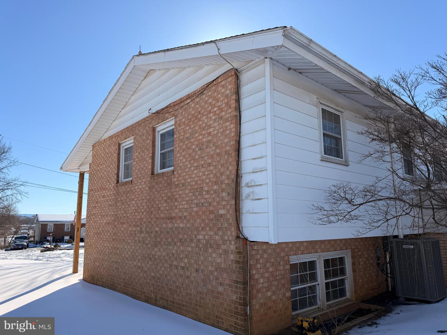 122 SKYMONT DR, BROADWAY, Virginia 22815, 4 Bedrooms Bedrooms, ,2 BathroomsBathrooms,Residential,For sale,122 SKYMONT DR,VARO2002830 MLS # VARO2002830