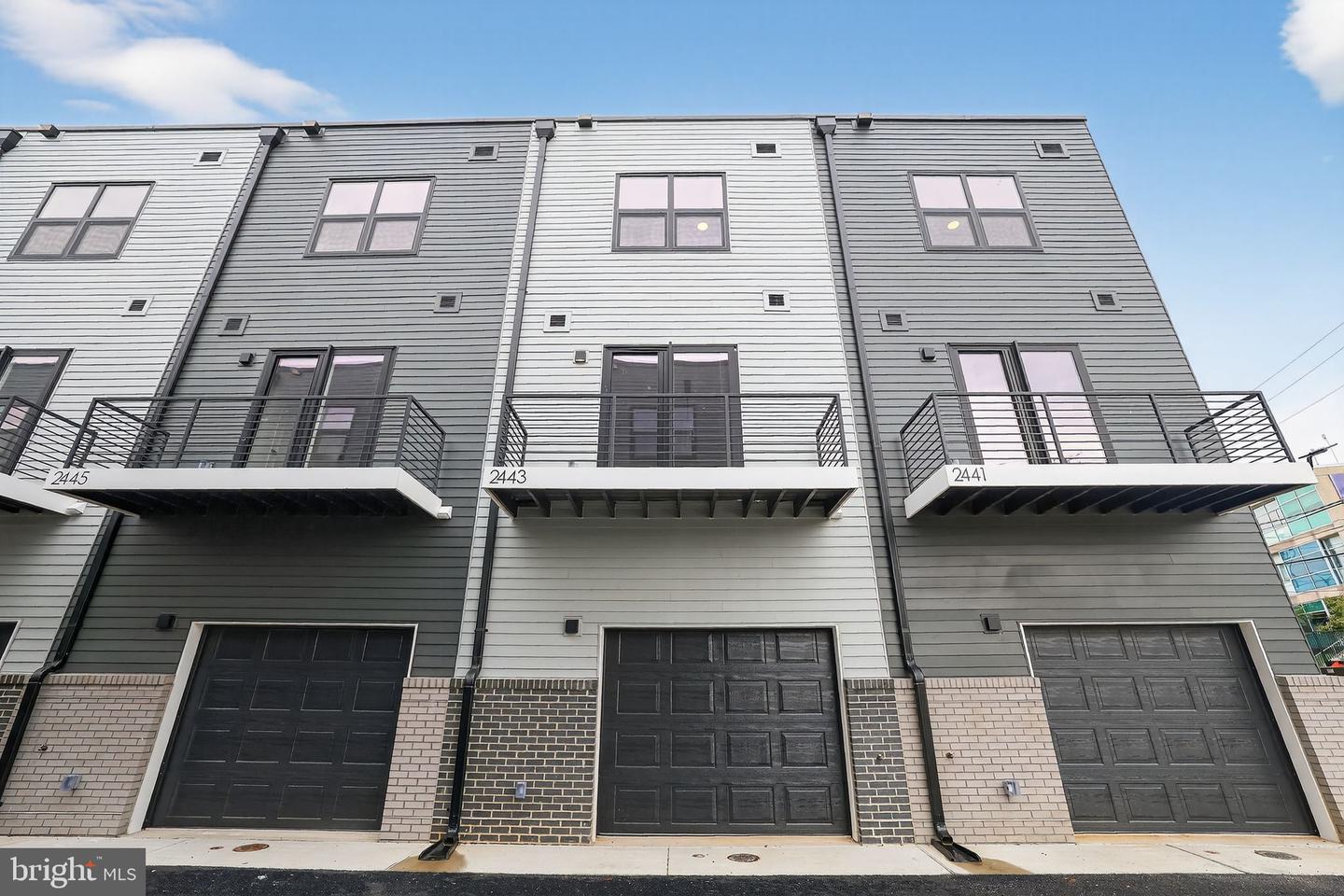 1028 HOWARD RD SE, WASHINGTON, District Of Columbia 20020, 3 Bedrooms Bedrooms, ,3 BathroomsBathrooms,Residential,For sale,1028 HOWARD RD SE,DCDC2244284 MLS # DCDC2244284