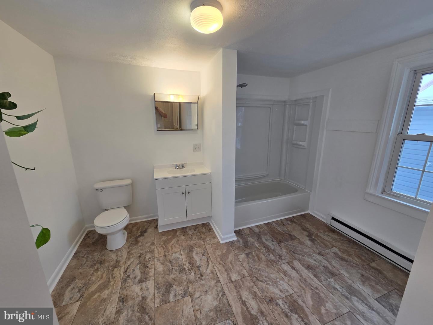 3504 N MAIN ST, TOMS BROOK, Virginia 22660, 3 Bedrooms Bedrooms, ,1 BathroomBathrooms,Residential,For sale,3504 N MAIN ST,VASH2013496 MLS # VASH2013496