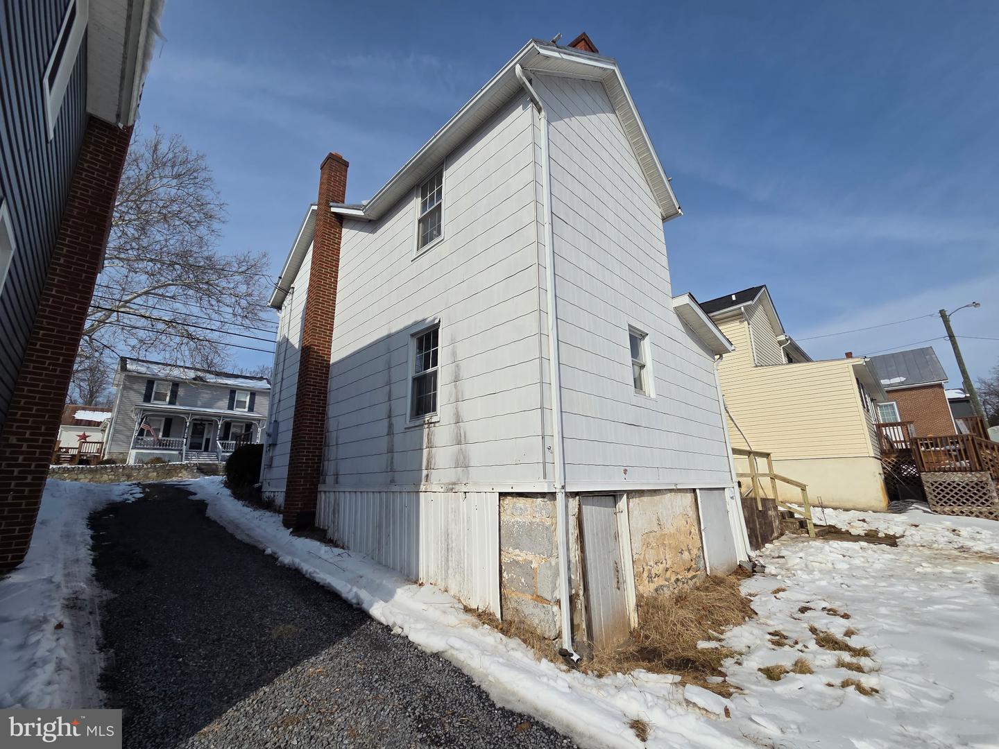 3504 N MAIN ST, TOMS BROOK, Virginia 22660, 3 Bedrooms Bedrooms, ,1 BathroomBathrooms,Residential,For sale,3504 N MAIN ST,VASH2013496 MLS # VASH2013496