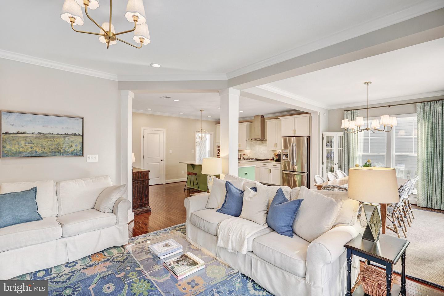 8028 WELLINGTON RD, ALEXANDRIA, Virginia 22308, 5 Bedrooms Bedrooms, ,4 BathroomsBathrooms,Residential,For sale,8028 WELLINGTON RD,VAFX2288542 MLS # VAFX2288542