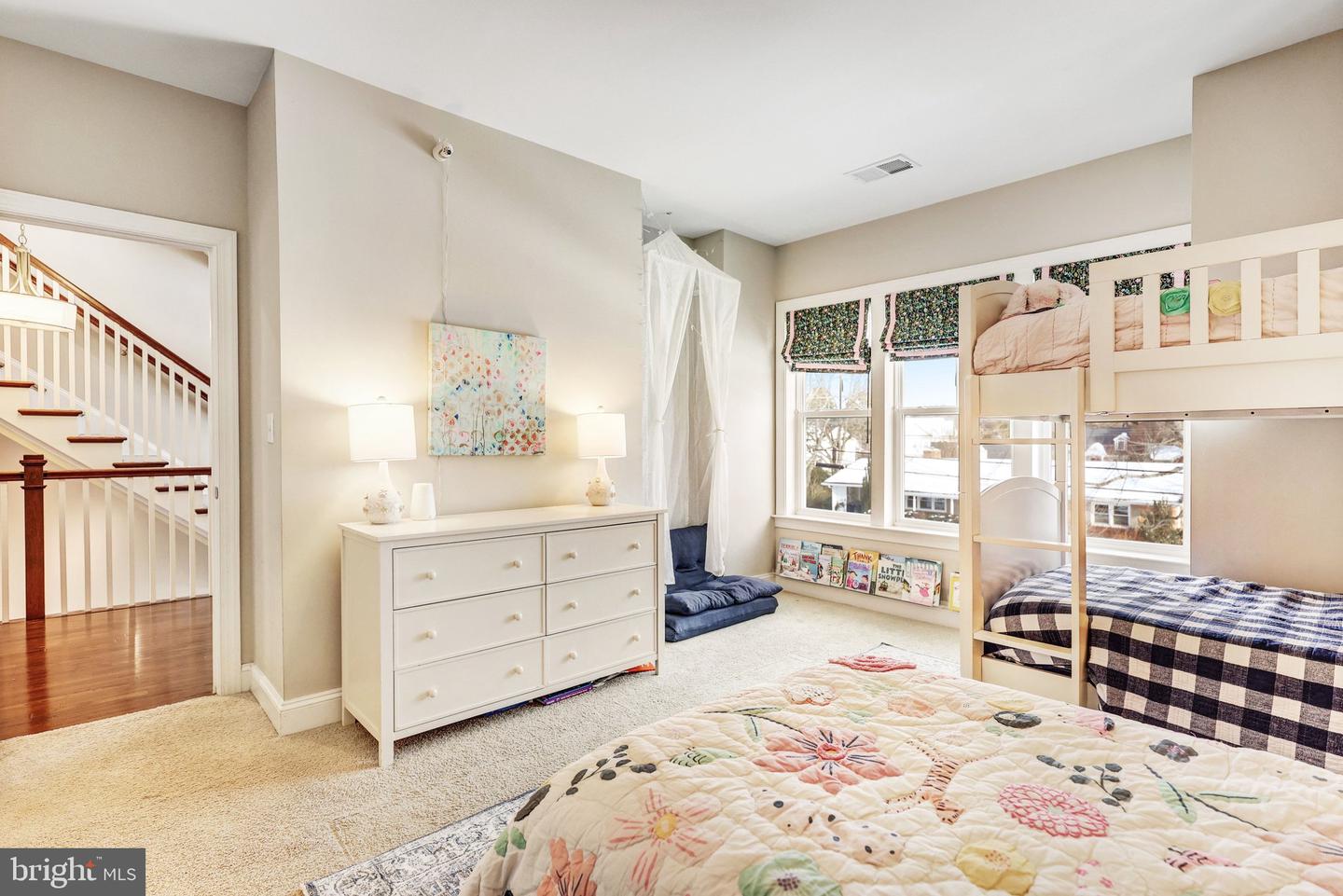 8028 WELLINGTON RD, ALEXANDRIA, Virginia 22308, 5 Bedrooms Bedrooms, ,4 BathroomsBathrooms,Residential,For sale,8028 WELLINGTON RD,VAFX2288542 MLS # VAFX2288542