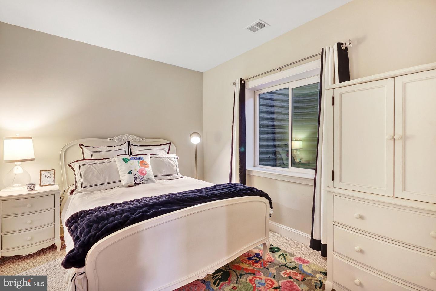 8028 WELLINGTON RD, ALEXANDRIA, Virginia 22308, 5 Bedrooms Bedrooms, ,4 BathroomsBathrooms,Residential,For sale,8028 WELLINGTON RD,VAFX2288542 MLS # VAFX2288542