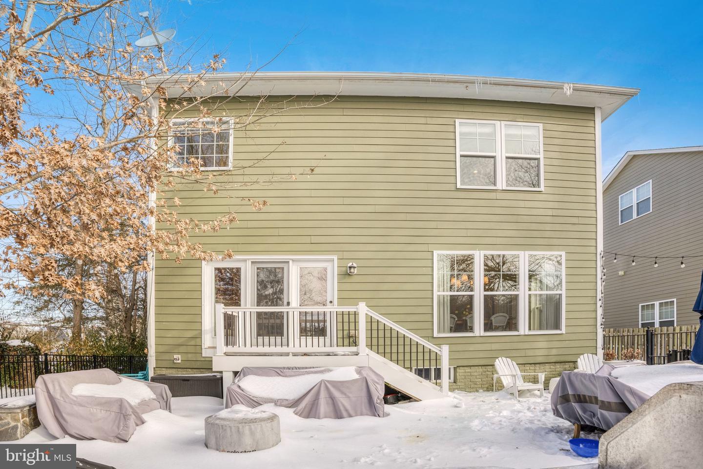 8028 WELLINGTON RD, ALEXANDRIA, Virginia 22308, 5 Bedrooms Bedrooms, ,4 BathroomsBathrooms,Residential,For sale,8028 WELLINGTON RD,VAFX2288542 MLS # VAFX2288542