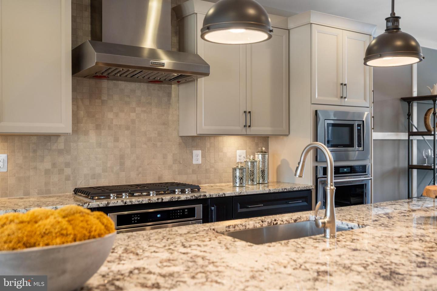 42389 WILLOW CREEK WAY, BRAMBLETON, Virginia 20148, 3 Bedrooms Bedrooms, ,3 BathroomsBathrooms,Residential,For sale,42389 WILLOW CREEK WAY,VALO2115094 MLS # VALO2115094